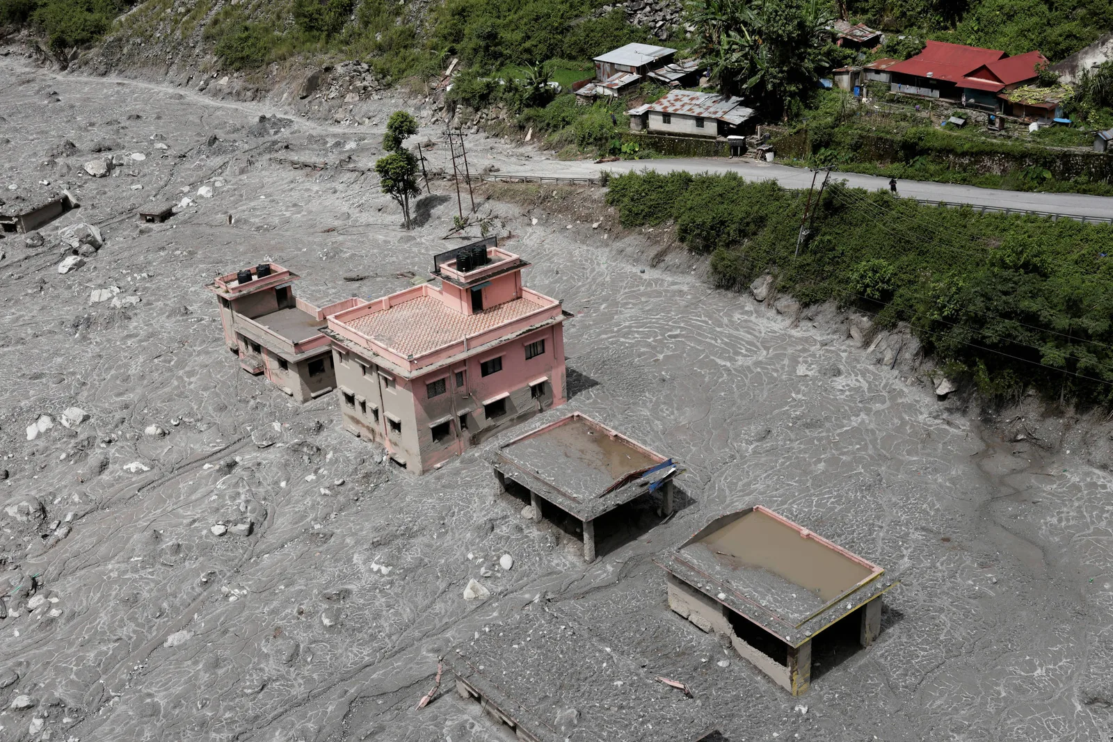 Geleiras instáveis ampliam risco de avalanches e enchentes no Himalaia