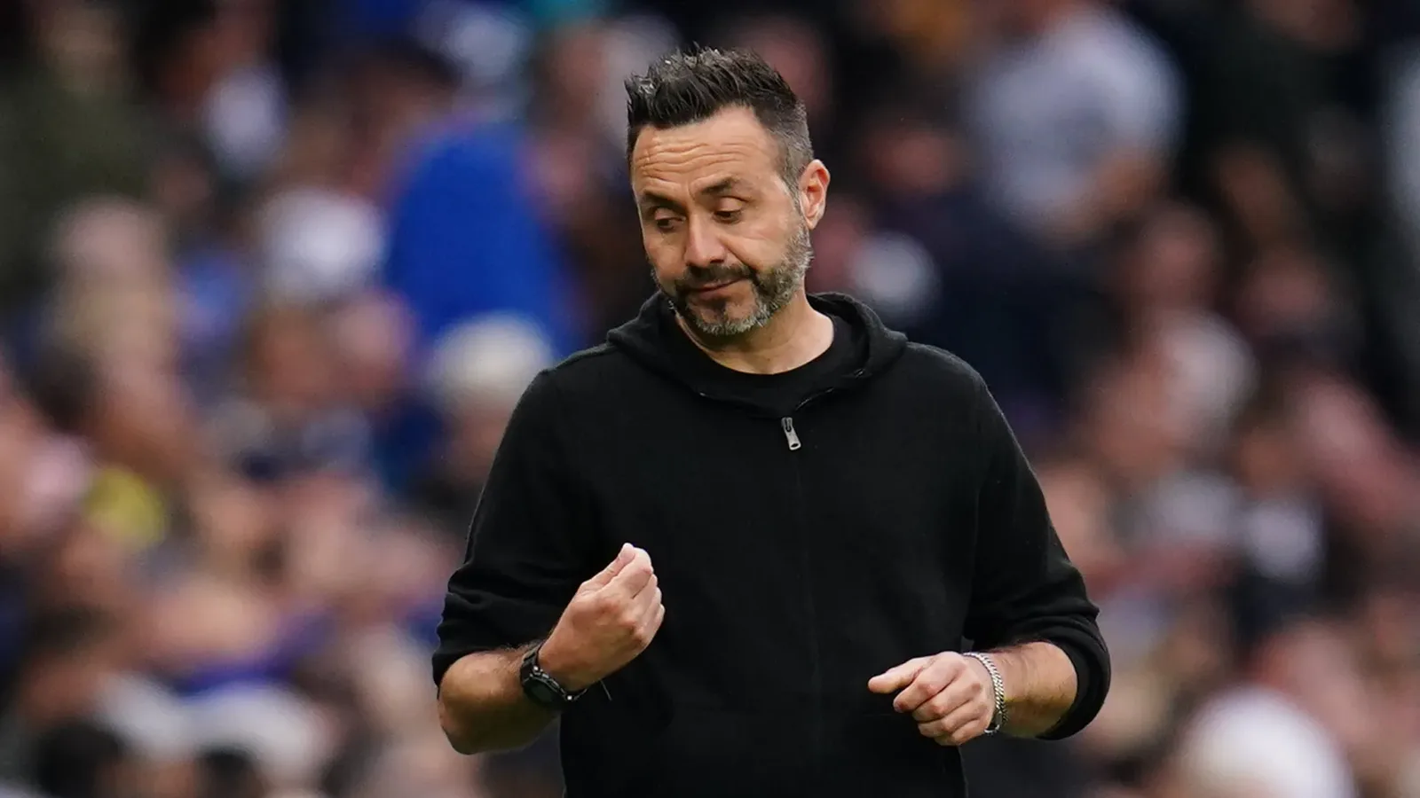 Merson questiona exposição de De Zerbi após início difícil do Tottenham
