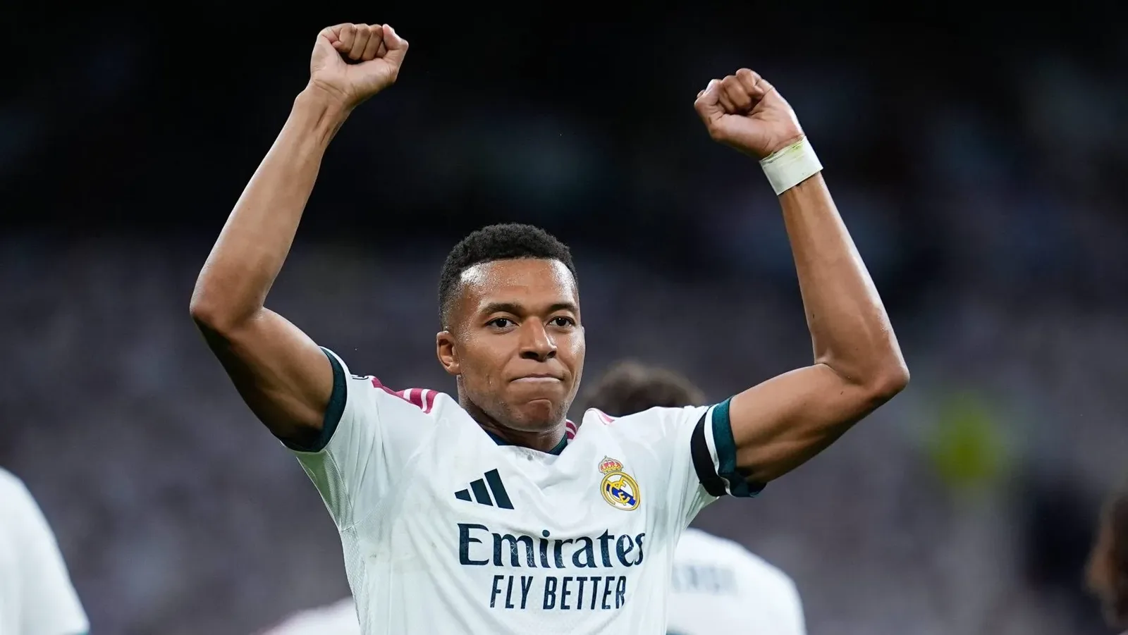 Real Madrid vence a Inter por 2 a 1 na estreia da Champions League