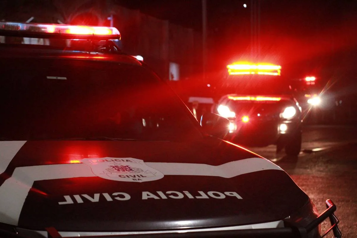 Bilhetes levados pelo filho levam à prisão de homem na Bahia