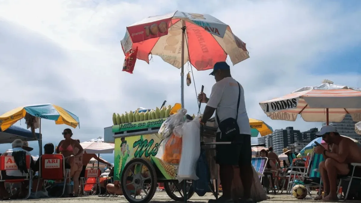 Capacitações e regras definem cadastro de ambulantes para o verão em Guaratuba