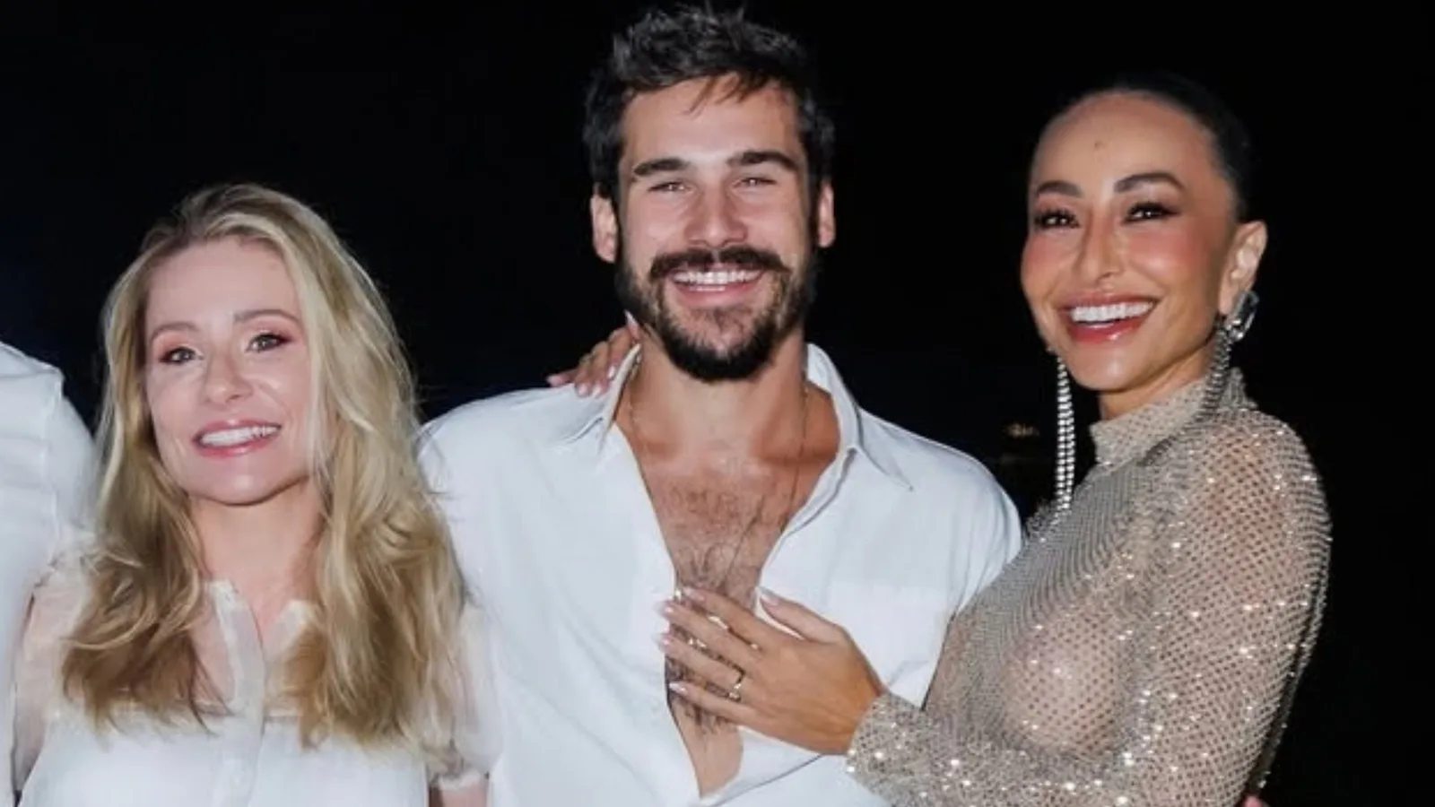 Nicolas Prattes e Sabrina Sato celebram aniversário de Giselle de Prattes
