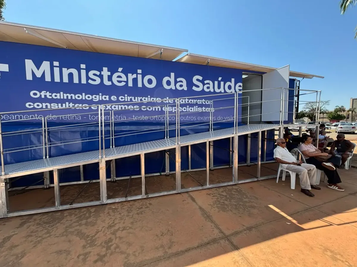Carreta oftalmológica reduz fila de procedimentos em Goiânia